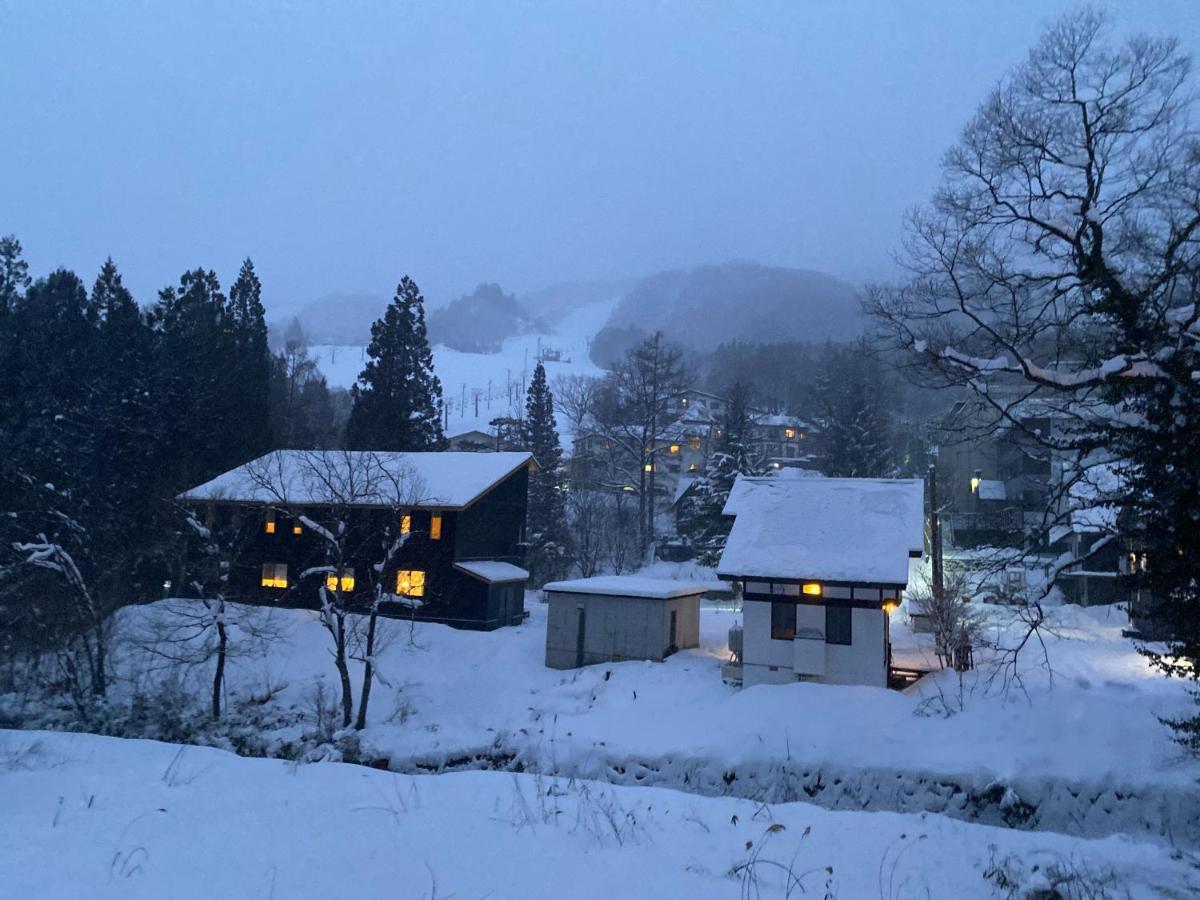 Zen Chalets Hakuba Luaran gambar
