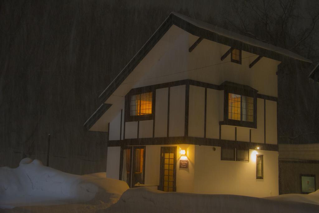 Zen Chalets Hakuba Luaran gambar