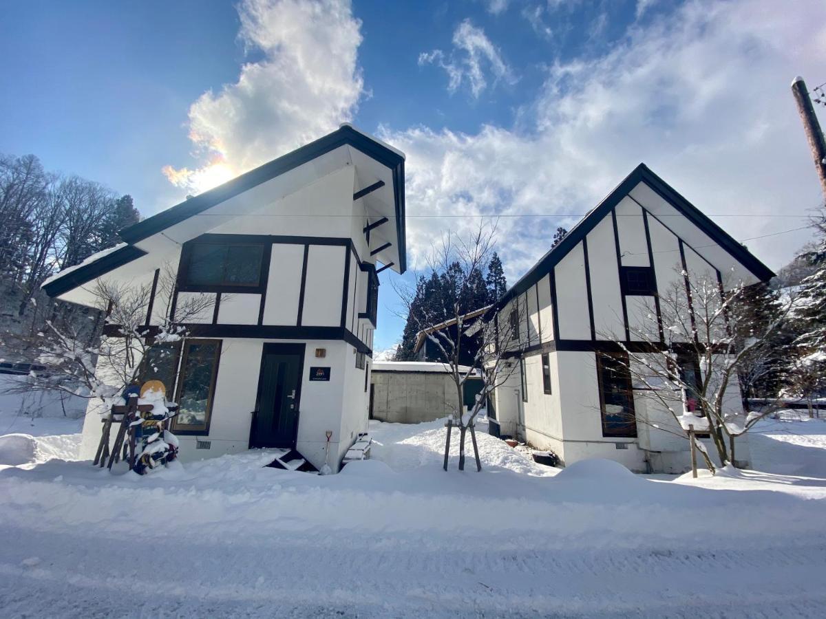 Zen Chalets Hakuba Luaran gambar