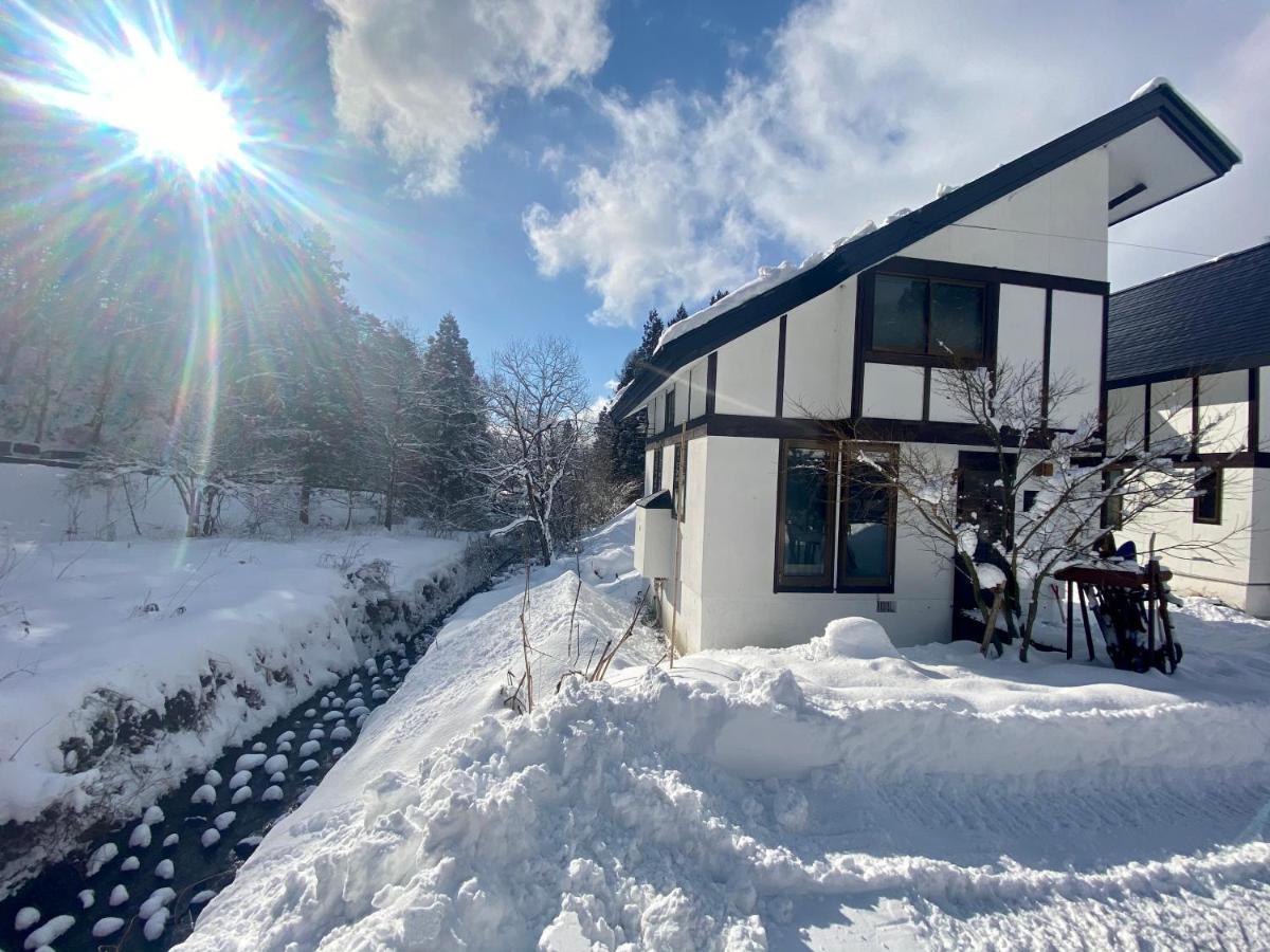 Zen Chalets Hakuba Luaran gambar