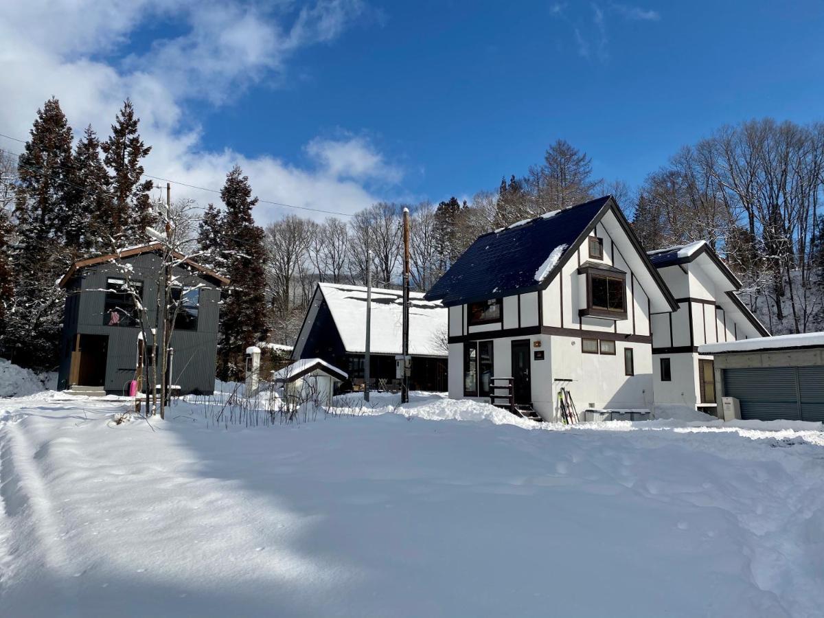 Zen Chalets Hakuba Luaran gambar